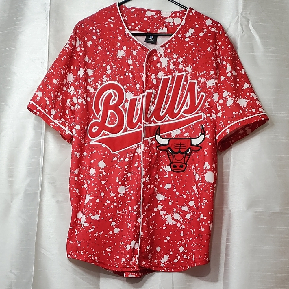 NBA Chicago Bulls Red and‎ White Jersey